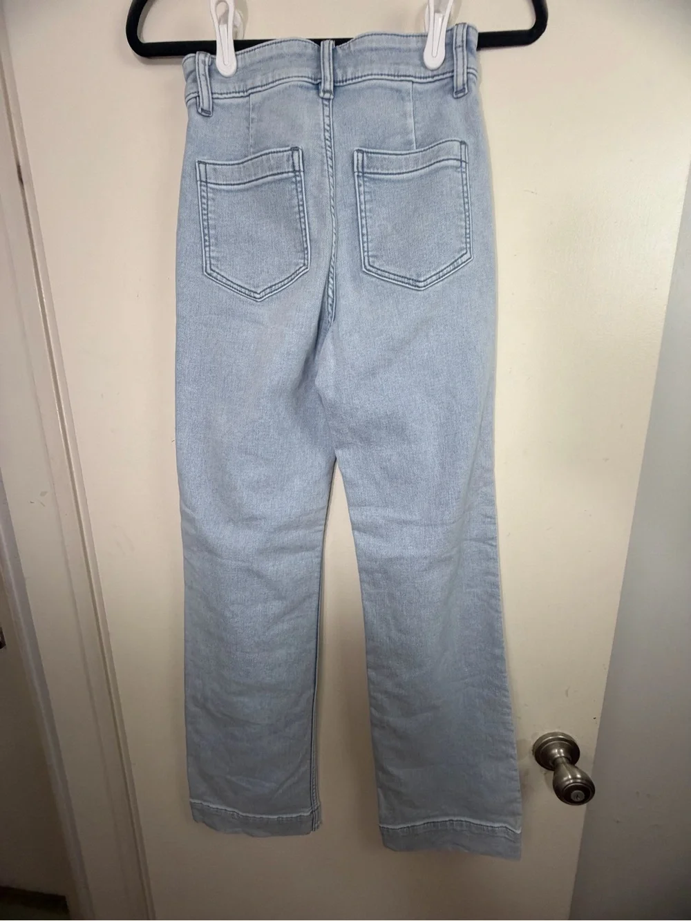 Faherty Stretch Terry Patch Pocket High Rise Light Wash Flare Jeans NWOT Sz 25